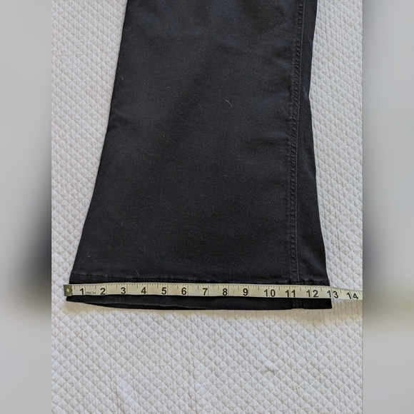 OLD NAVY Extra High Rise Flare 360° Stretch Pants - Picture 8 of 10